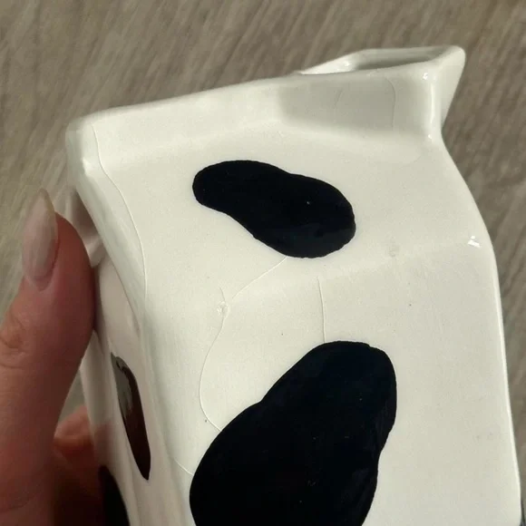 Boston Warehouse Cow Milk Jug/Creamer For Tea Time or Coffee Breaks - Picture 7 of 9
